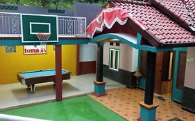Villa Roemah JPS